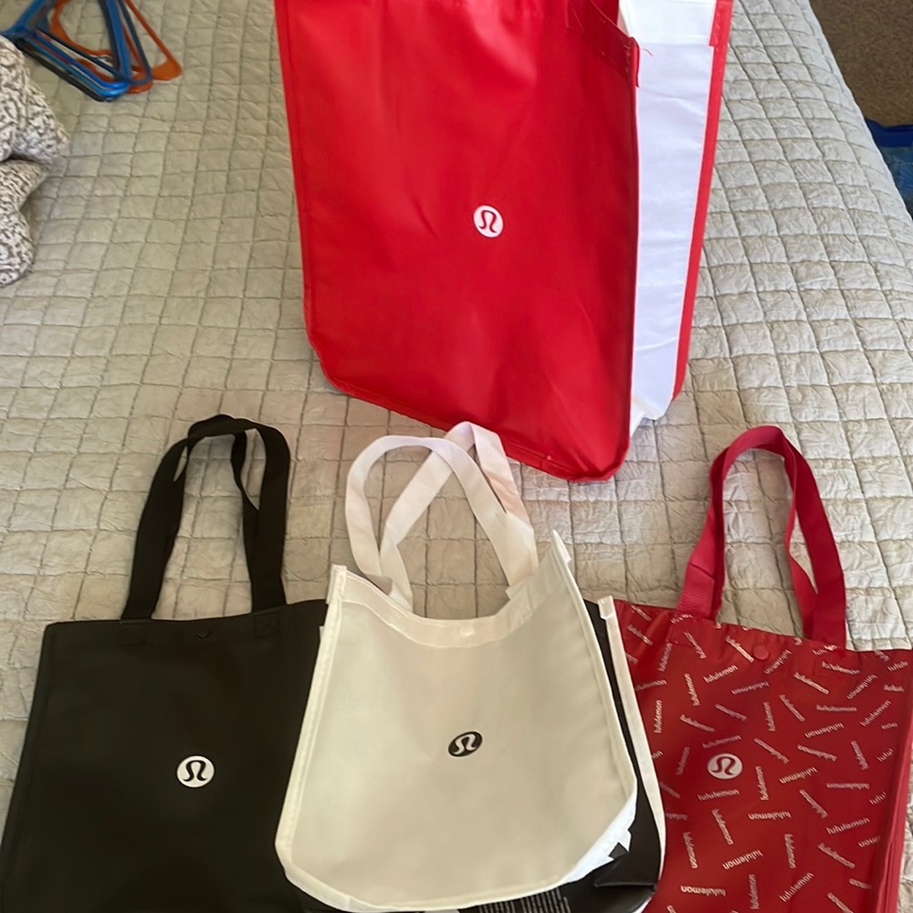4 Lululemon bags